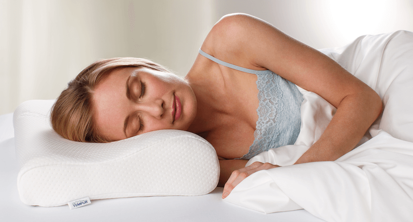Dormir avec un oreiller ergonomique