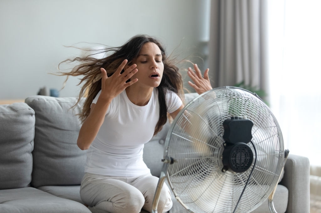 se rafraichir avec un ventilateur