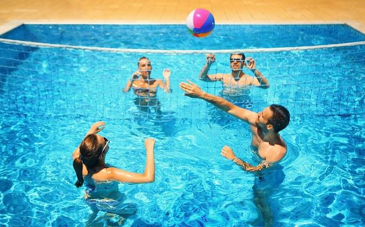 Jeux d'eau - volley de piscine