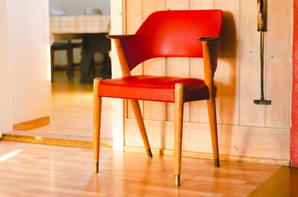 Chaise scandinave en bois