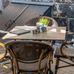 Comment choisir un store banne pour protéger sa terrasse ?