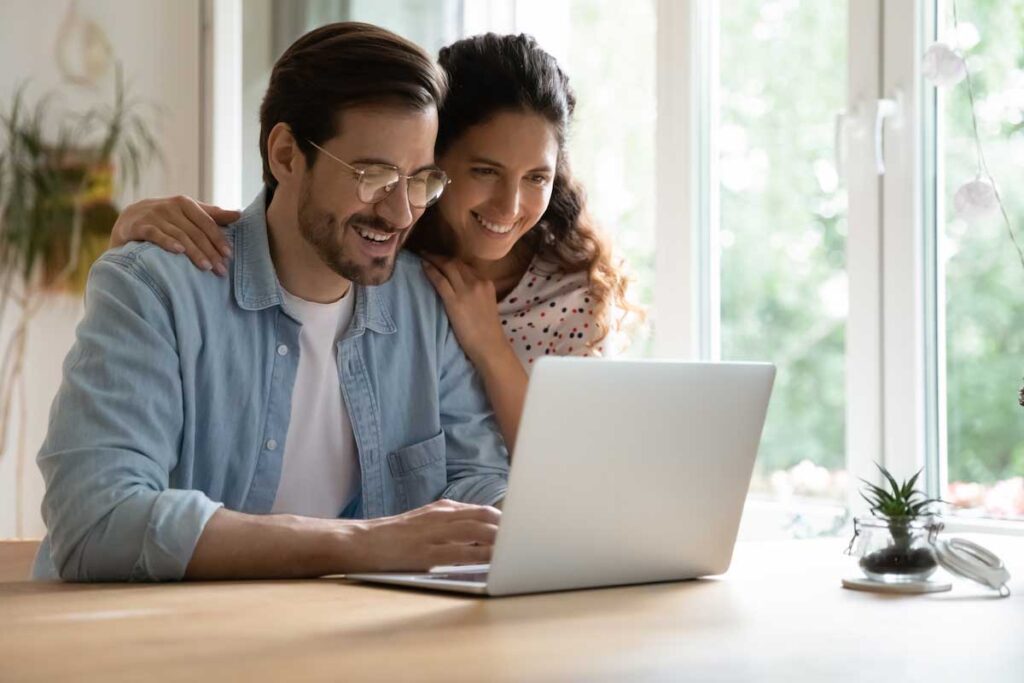 Souscrire son assurance d'habitation en ligne est une possibilité de plus en plus proposée par les assureurs