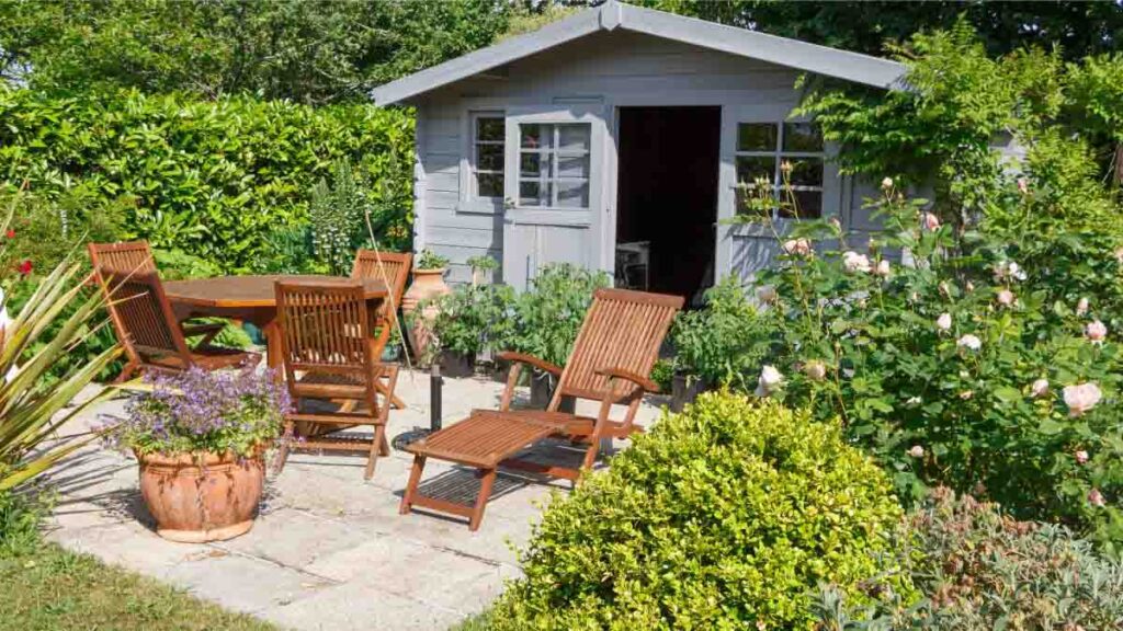 5 idées pour détourner un abri de jardin de son utilisation classique