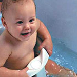 Donner un bain à bébé Donner un bain à bébé