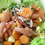 Salade de tomates au melon et à la menthe Salade de tomates au melon et à la menthe