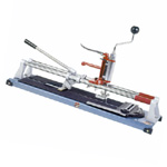 Couper du carrelage avec une machine Couper du carrelage avec une machine