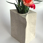 Vase sachet papier froissé effet craquelé Vase sachet papier froissé effet craquelé