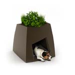 Une niche-pot de fleurs Une niche-pot de fleurs